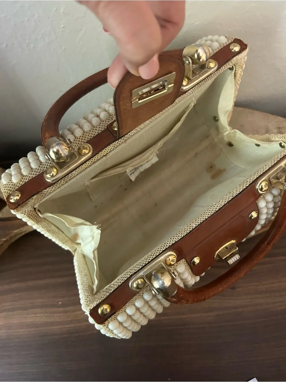 Vintage Beaded Pearl Cylinder Handbag with Brown Leather Handle: 1960s - Picture 10 of 11